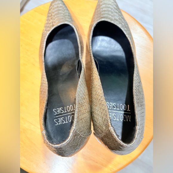 Gold Snakeskin Heels - Picture 7 of 12